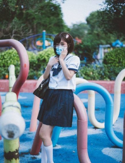 美乳翹臀美女BD_BD國語高清免費觀看
