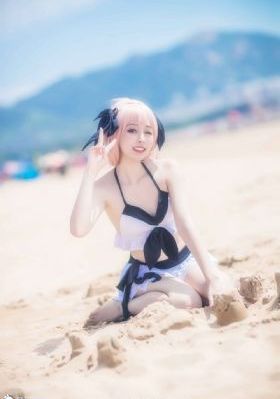 美女熱舞網站www免費觀看_DVD視頻大全