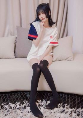 15秒脫內衣視頻_720免費全集觀看
