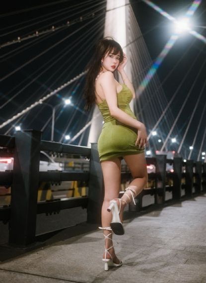 坐在學(xué)霸的腿上h_1080P在線觀看高清